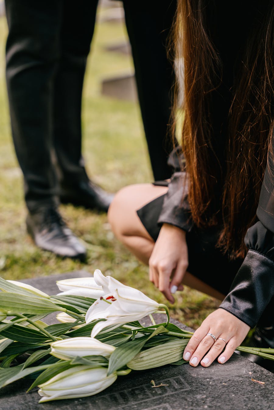 Woman experiencing grief | The Peaceful Mind Counseling Center