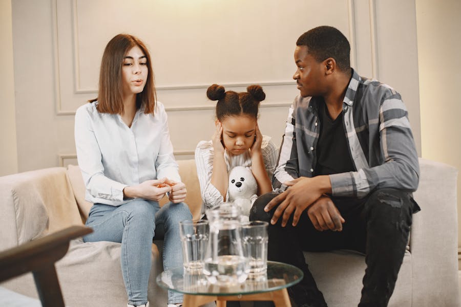 Parents talking to child about divorce | The Peaceful Mind Counseling